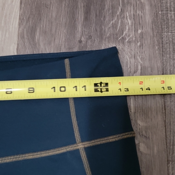 Athleta Capri Teal Mesh Bottom Leggings - Picture 6 of 13